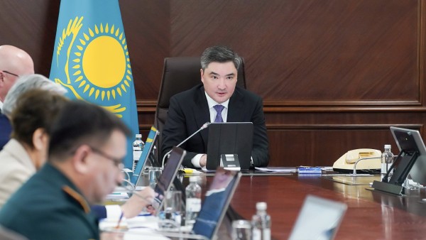 Премьер-Министр Казахстана поручил обеспечить жесткий контроль за вводом всех домов в срок