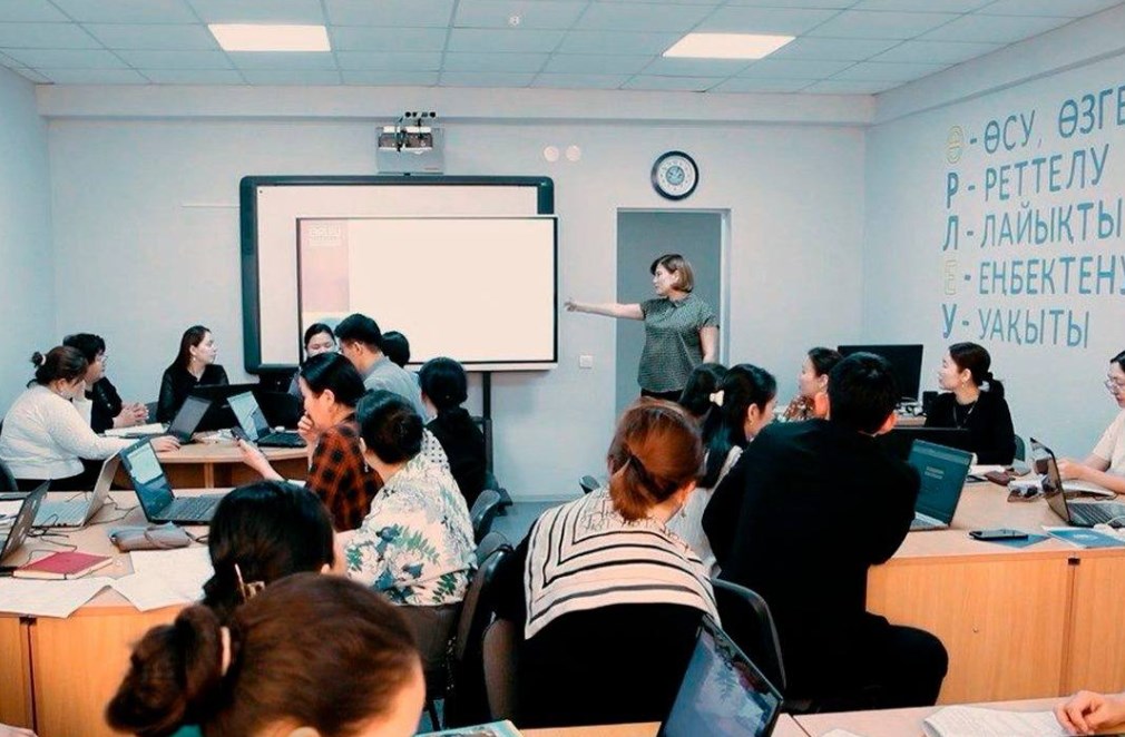 Повышение квалификации: в РК стартовали курсы для педагогов школ