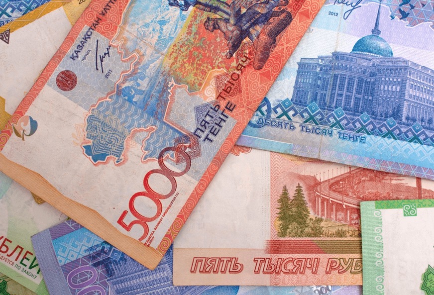В текущем году средний курс рубля уменьшился на 20,7%