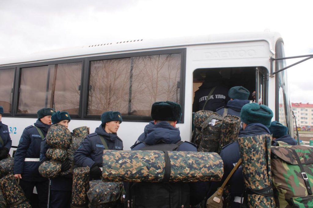 Более тысячи гвардейцев спешат на помощь в зоны подтопления