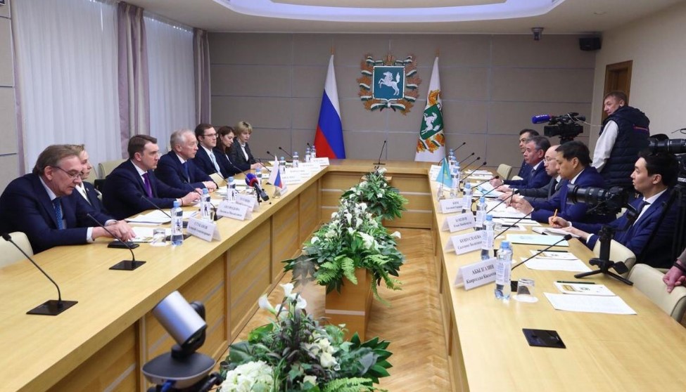Посол Казахстана в России проводит конструктивные переговоры с Томском