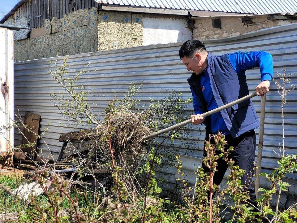 Экоакция в Астане: молодые спортсмены столицы приняли участие