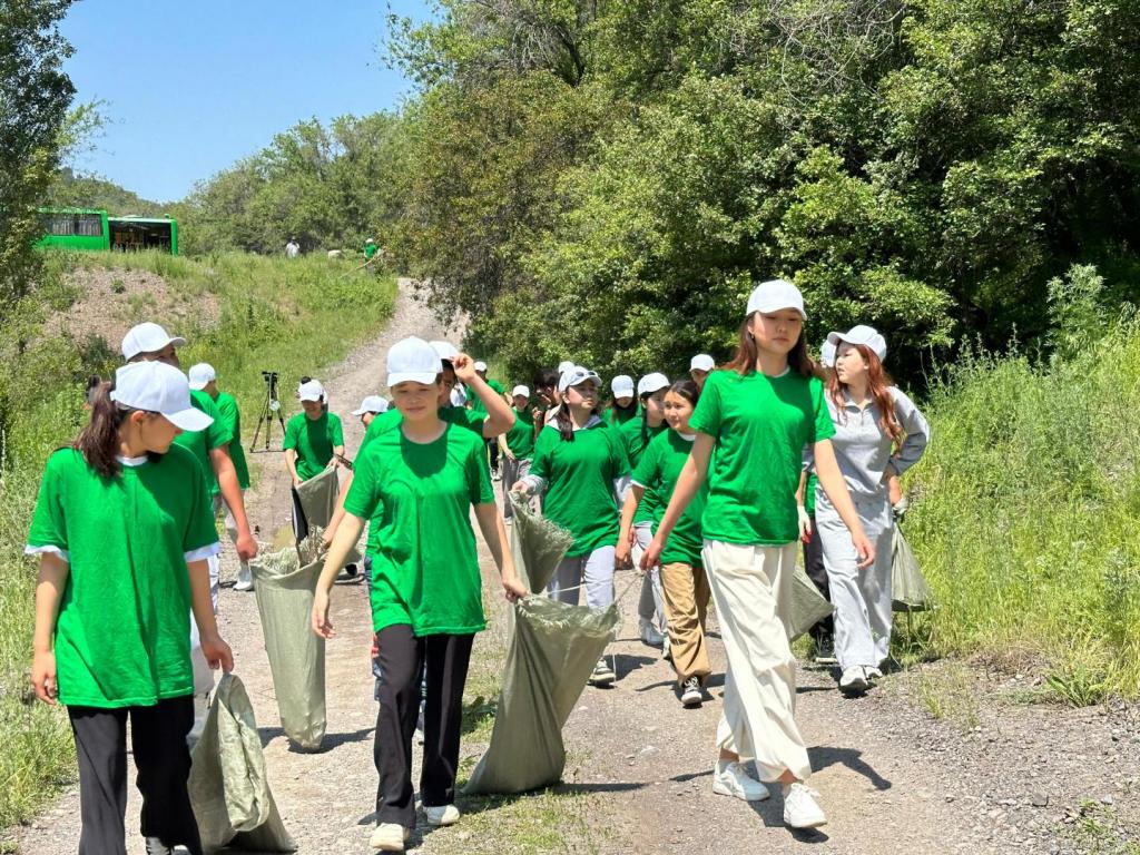 В Алматинской области продолжается акция «Таза Қазақстан»