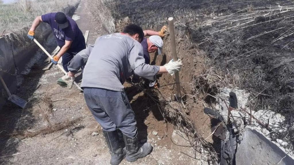 «Казводхоз» провел очистку каналов в области Жетісу