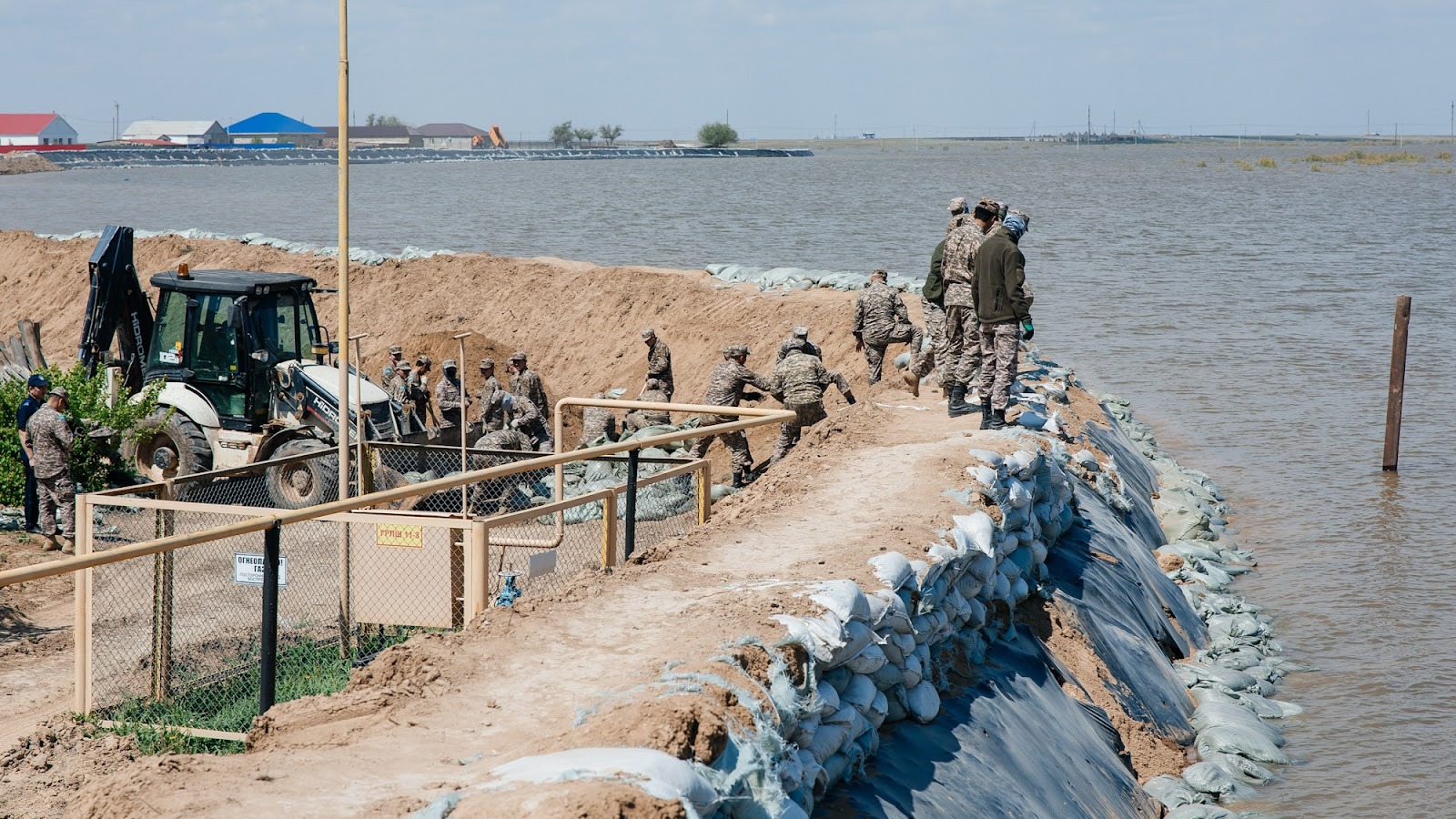 Паводки в Атырауской области: организовано круглосуточное дежурство