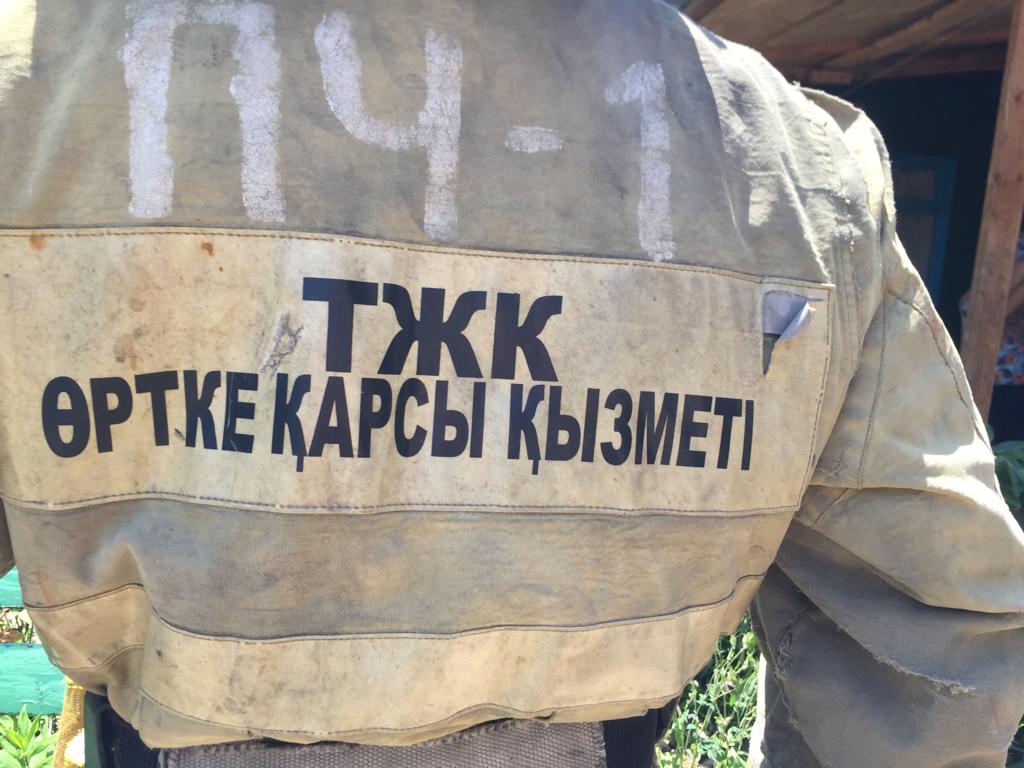 СТО и авто горели в Алматинской области