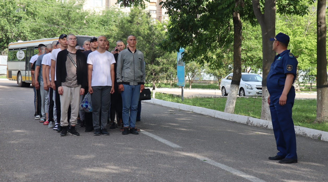 В бригаду ПВО прибыли молодые солдаты