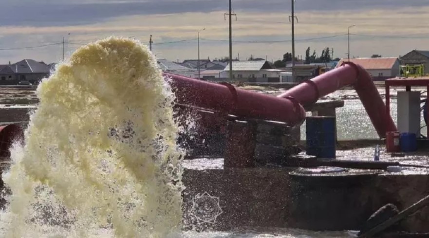 В Кульсарах вода полностью откачана из 2 900 домов