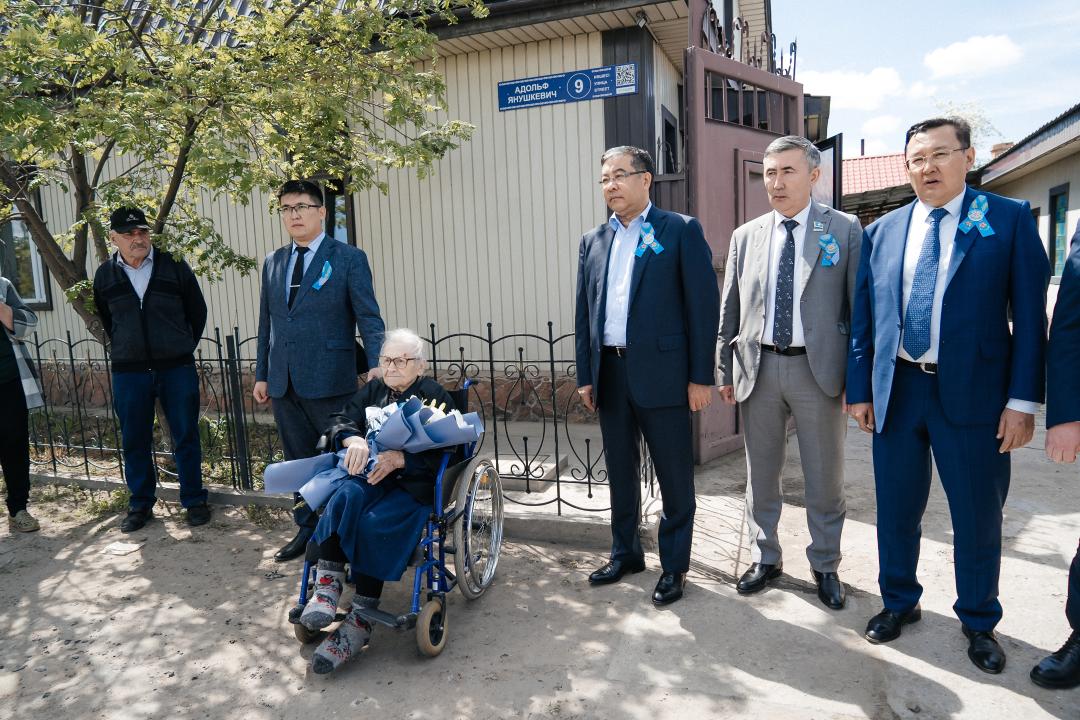 В области Абай выразили благодарность ветеранам ВОВ