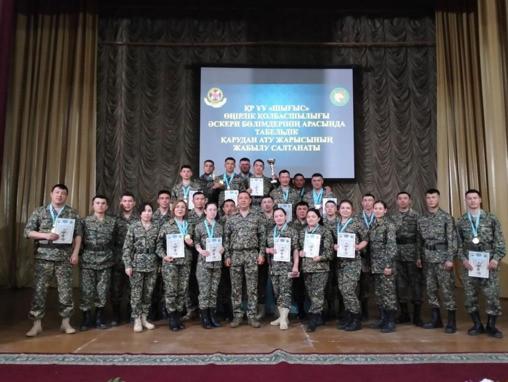 В Усть-Каменогорске военнослужащие соревновались в пулевой стрельбе
