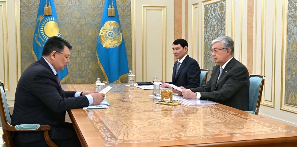 Глава государства принял заместителя Премьер-министра Каната Бозумбаева