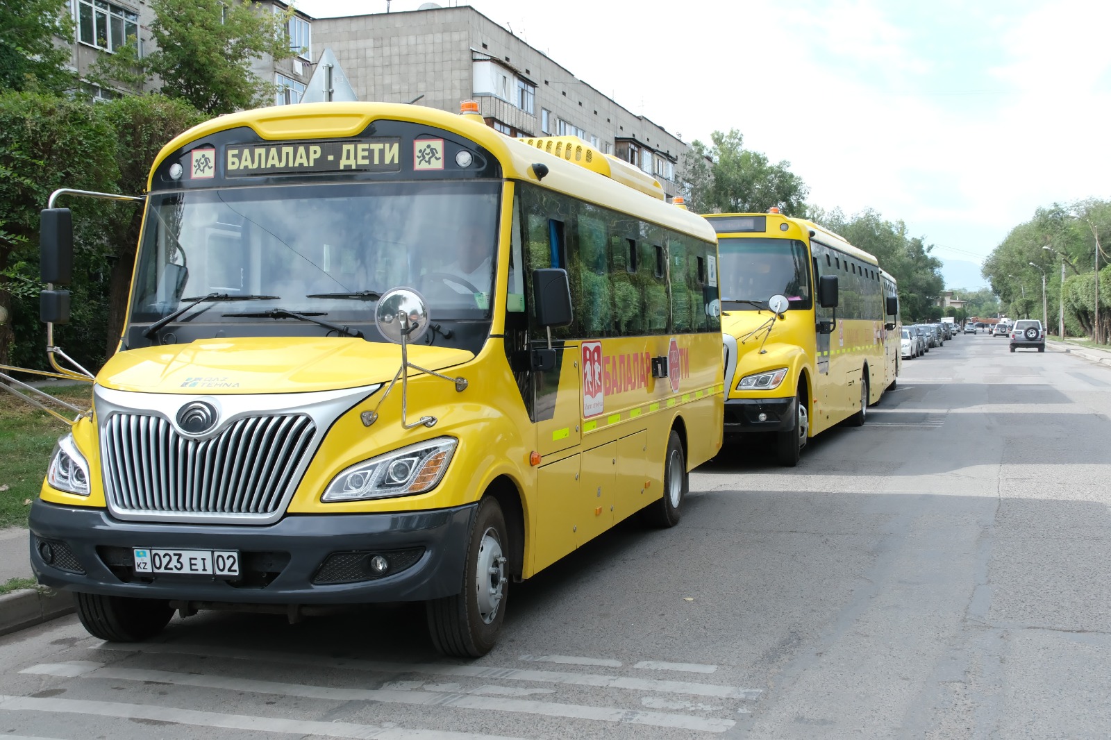 В Алматы продолжается реализация проекта «Школьный автобус»