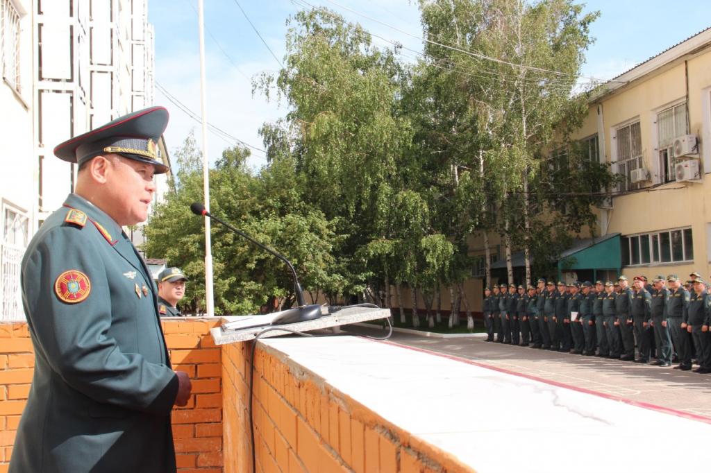 Гвардейцы Астаны отметили День государственных символов
