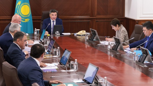 Олжас Бектенов поставил на особый контроль готовность инфраструктуры к отопительному сезону 