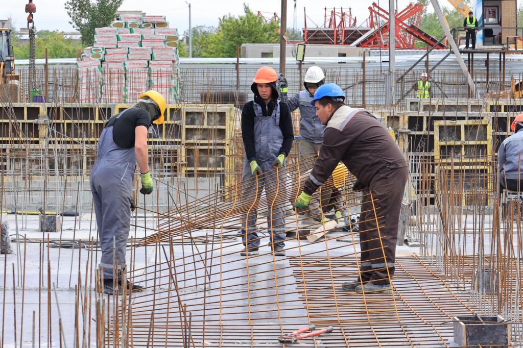 Паводки в Казахстане: что ждет семьи, потерявшие жилье?
