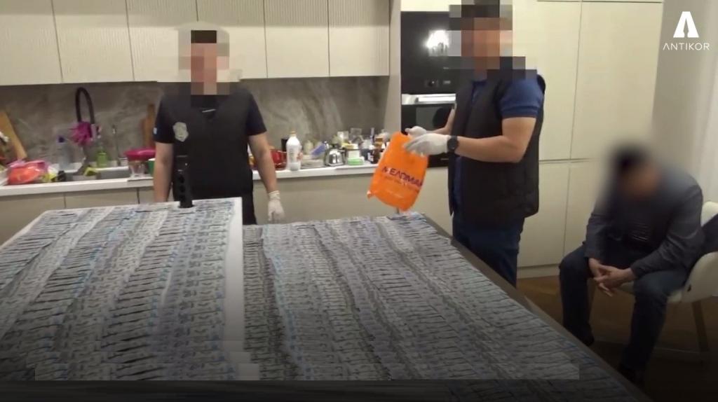 Ректор Западно-Казахстанского медуниверситета под следствием за коррупцию