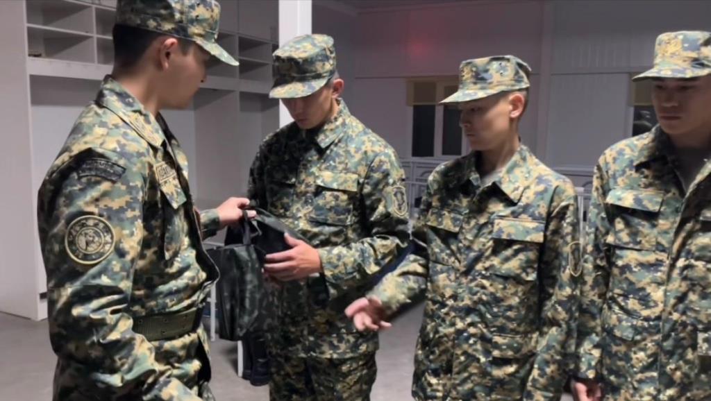 В Павлодаре  воинская часть пополнилась новобранцами из других областей