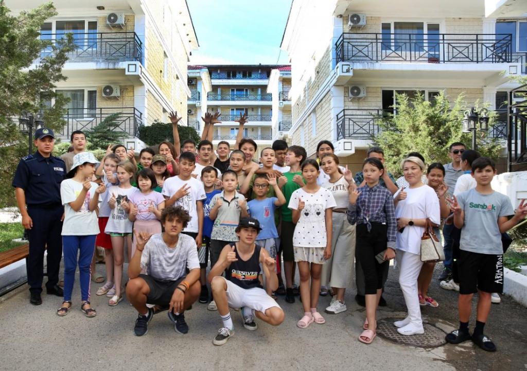 В Алматы дан старт летнему отдыху детей в загородных лагерях