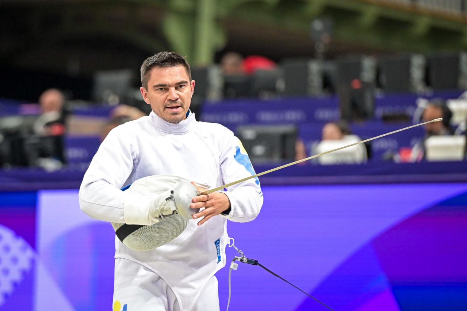 Шпажист Руслан Курбанов выиграл у олимпийского чемпиона и поборется за выход в полуфинал Олимпиады