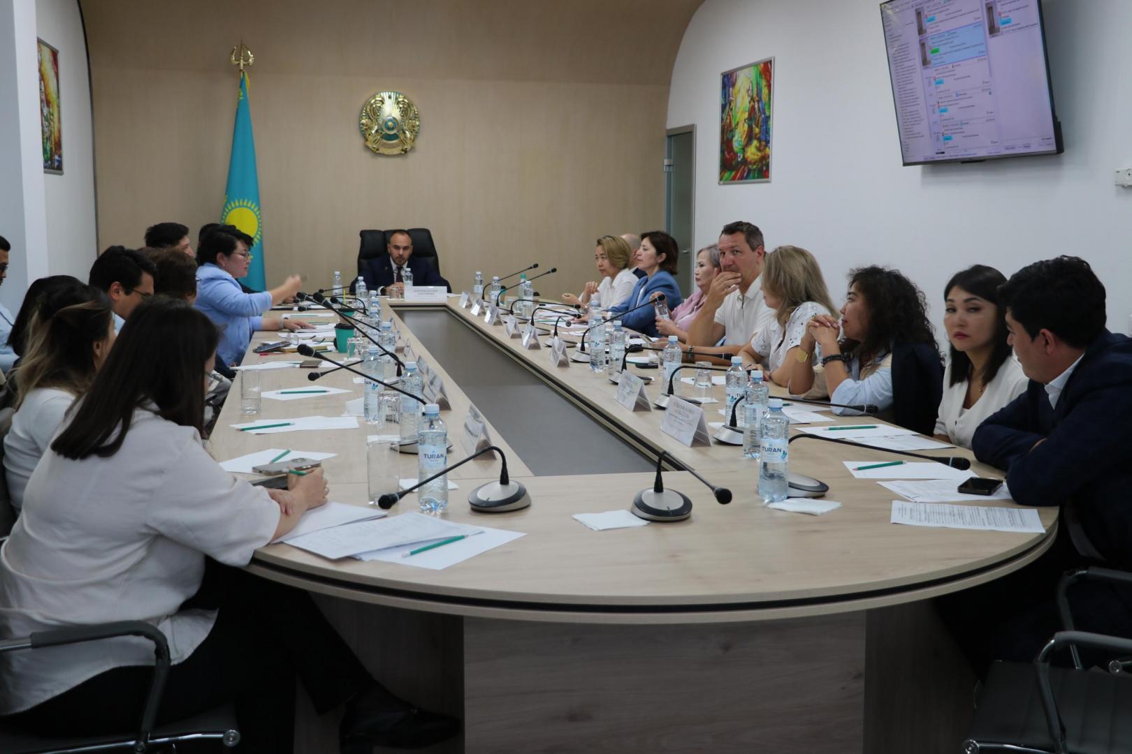 Новые подходы в работе центров поддержки семьи обсудили в Астане
