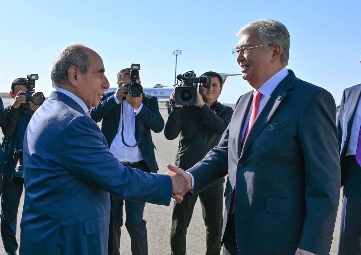 Президент Касым-Жомарт Токаев прибыл с рабочим визитом в Азербайджан для участия в неформальном саммите Организации тюркских государств