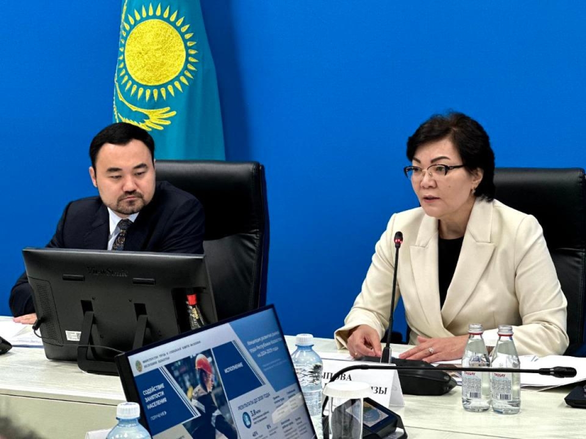С. Жакупова провела встречу с активом Алматинской области