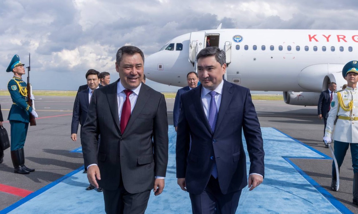 Астана принимает Садыра Жапарова: Саммит ШОС и региональная политика
