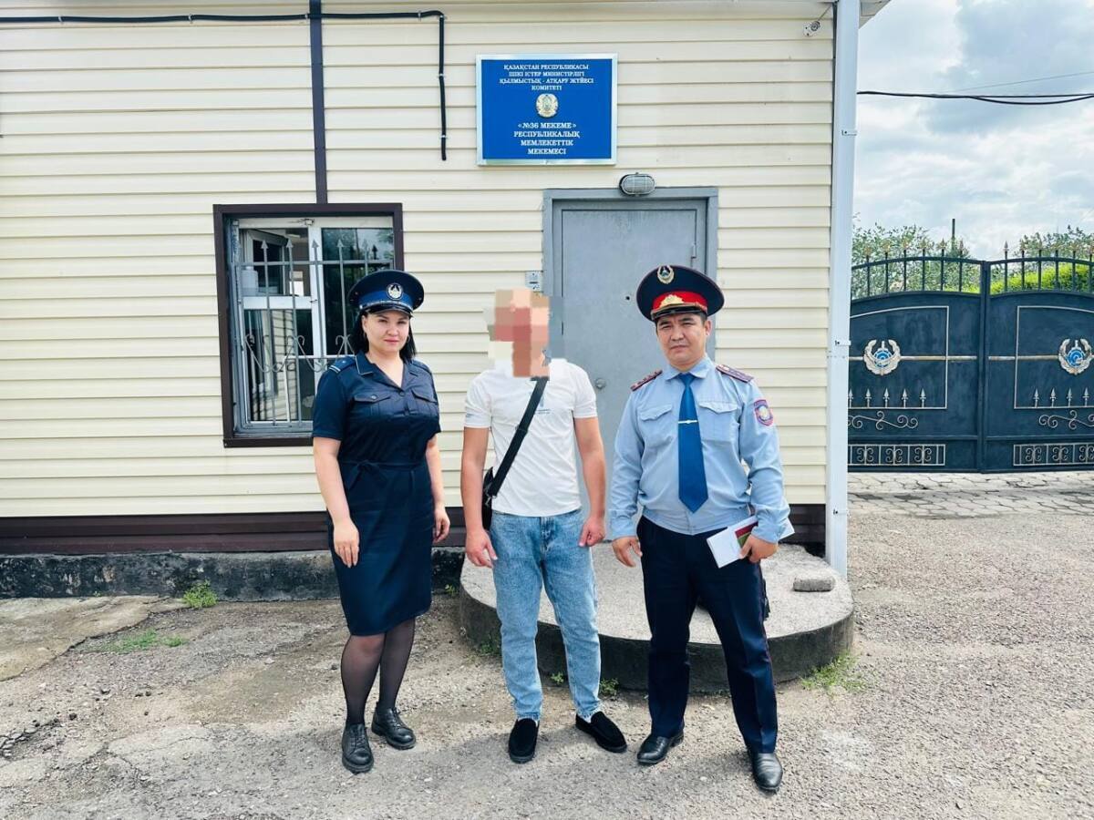Иностранца выдворили из Казахстана после освобождения из карагандинской колонии