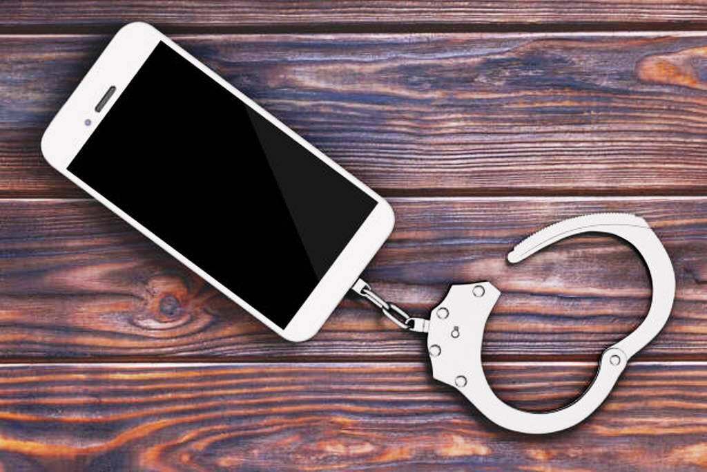 Кражу гаджетов из офисного помещения раскрыли полицейские в Астане