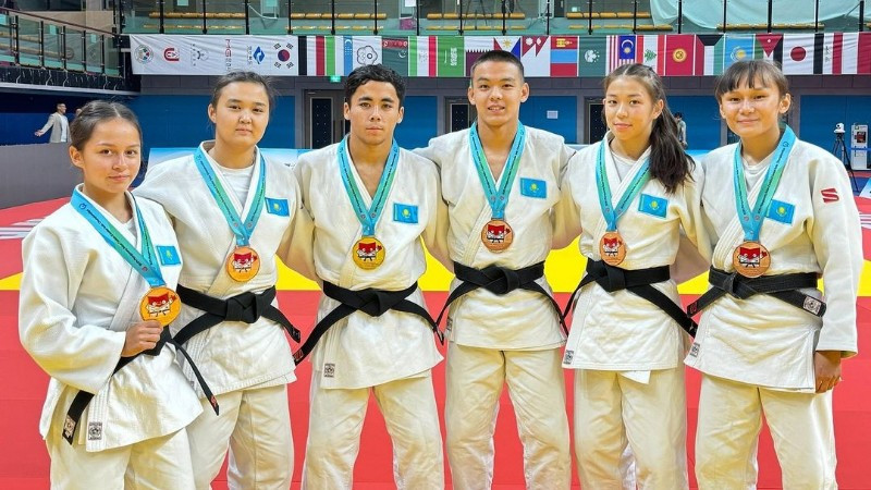 Казахстанские дзюдоисты завоевали шесть медалей в первый день чемпионата Азии среди кадетов