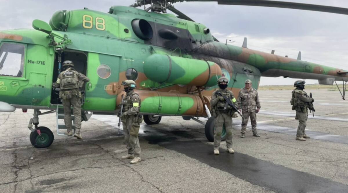 Две плантации конопли выявили полицейские с помощью вертолета в области Улытау