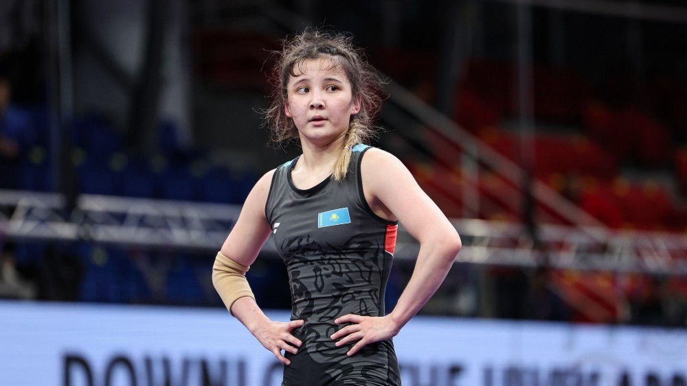 Назван состав команды Казахстана по женской борьбе на участие в чемпионате мира U20