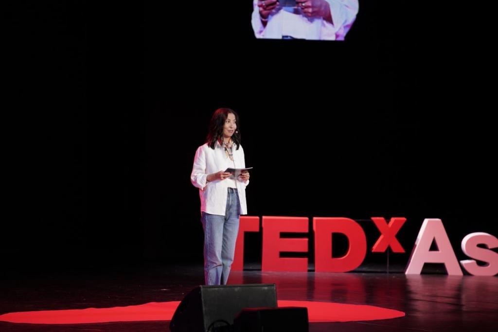 TEDxAstana 2024: уязвимости человека, страны и мира стали главной темой конференции