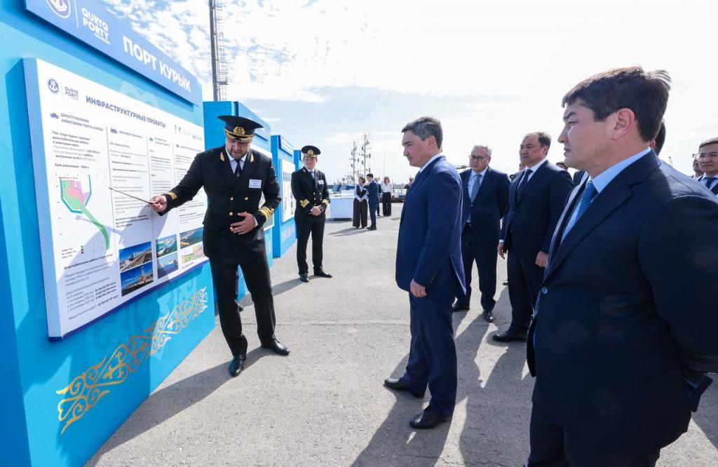 Олжас Бектенов ознакомился с развитием морских портов Актау, Курык и планами по развитию туризма в Кендерли