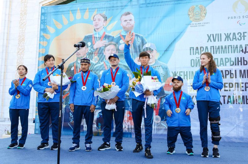 ПОБЕДИТЕЛИ И ПРИЗЕРЫ ПАРАЛИМПИЙСКИХ ИГР В ПАРИЖЕ ВЕРНУЛИСЬ НА РОДИНУ