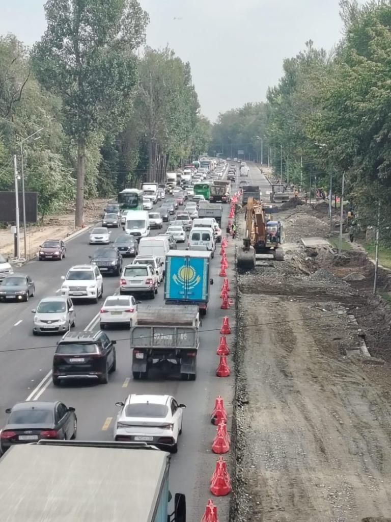 Для обеспечения безопасности на ремонтируемом участке Кульджинского тракта нанесена временная разметка – акимат