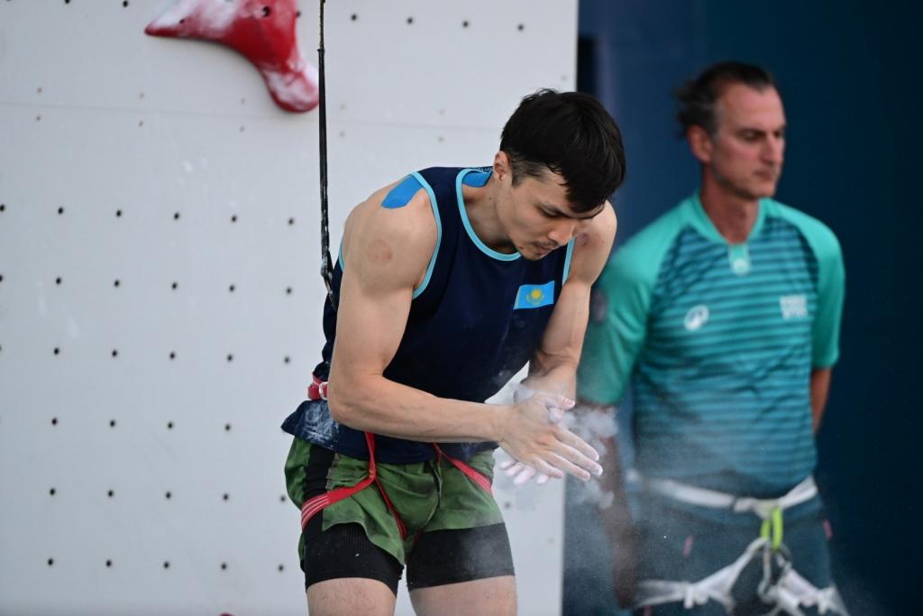 Казахстан завершил чемпионат Азии по скалолазанию с двумя медалями