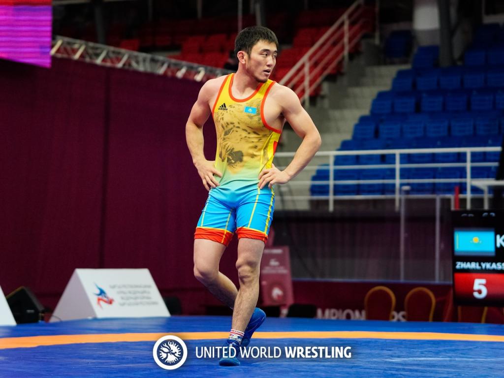 «Классик» Ержет Жарылкасын пробился в полуфинал чемпионата мира