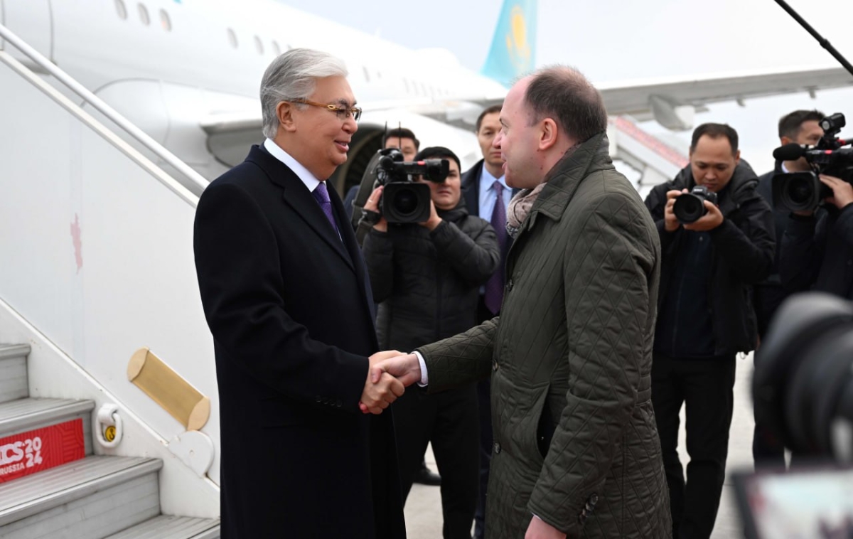 Президент прибыл с рабочим визитом в Казань для участия в XVI Саммите глав государств БРИКС