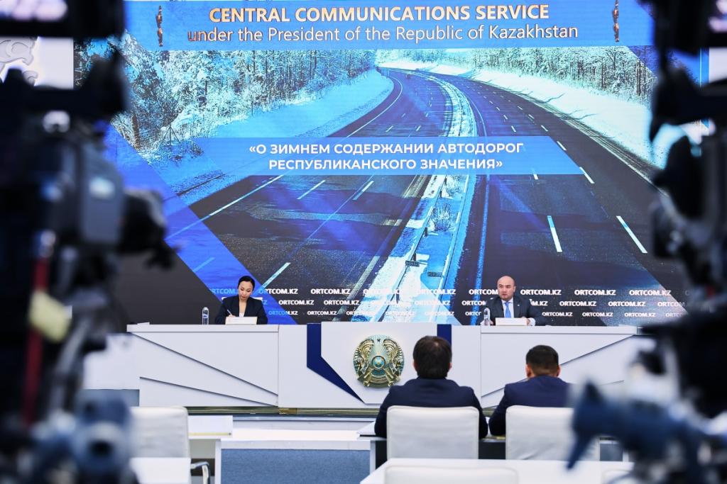 КазАвтоЖол: проведена модернизация и ремонт техники для зимнего содержания, закуплены необходимые запасные части