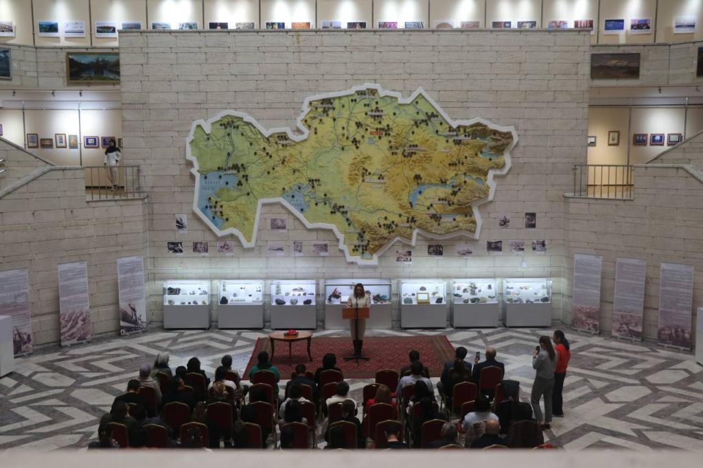 Открылась выставка «История Евразии в зарубежных архивных фондах»