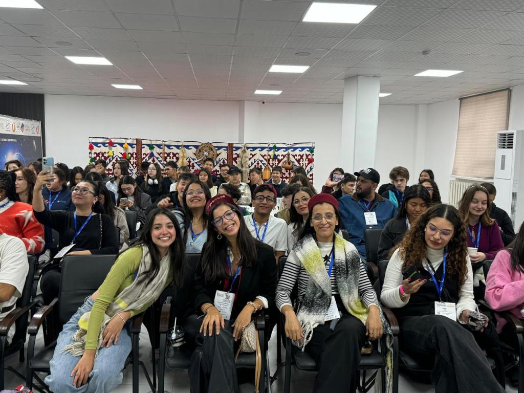 Международные гости Enactus посетили столичный колледж