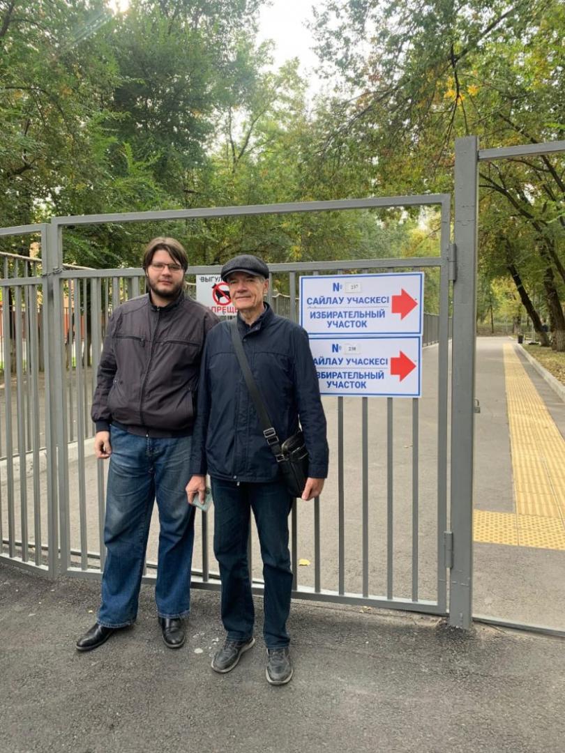 Трудовая династия водоканальщиков проголосовала на референдуме в Алматы