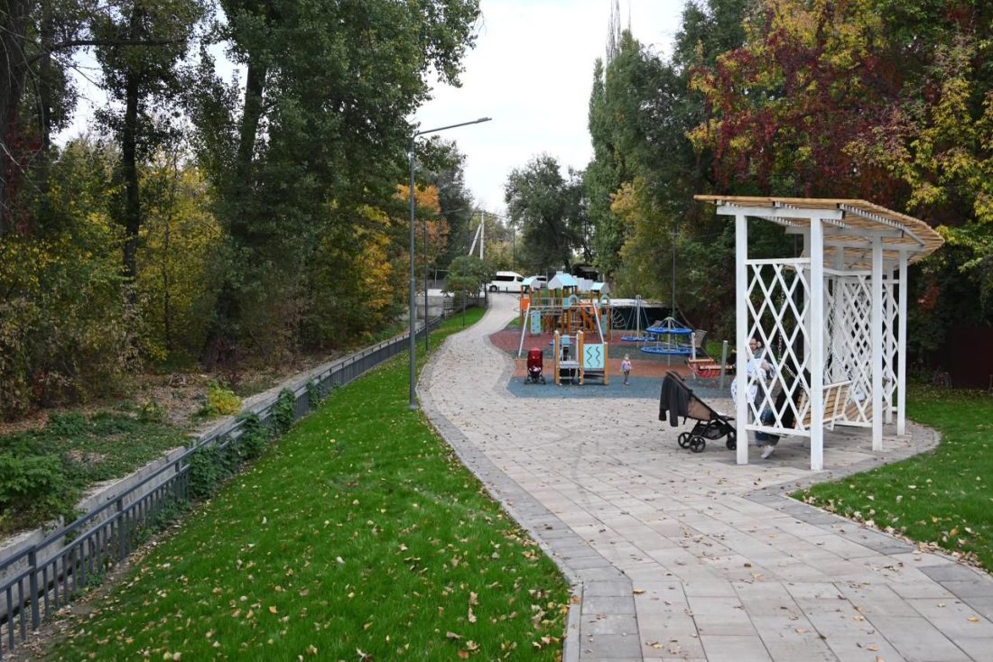 Пустующие участки облагородили в Турксибском районе Алматы