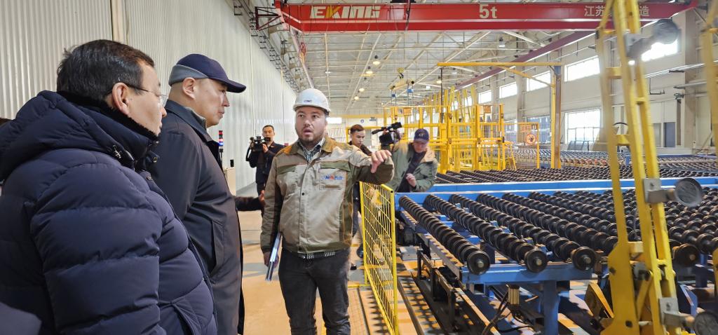 Канат Шарлапаев посетил «Orda Glass LTD»