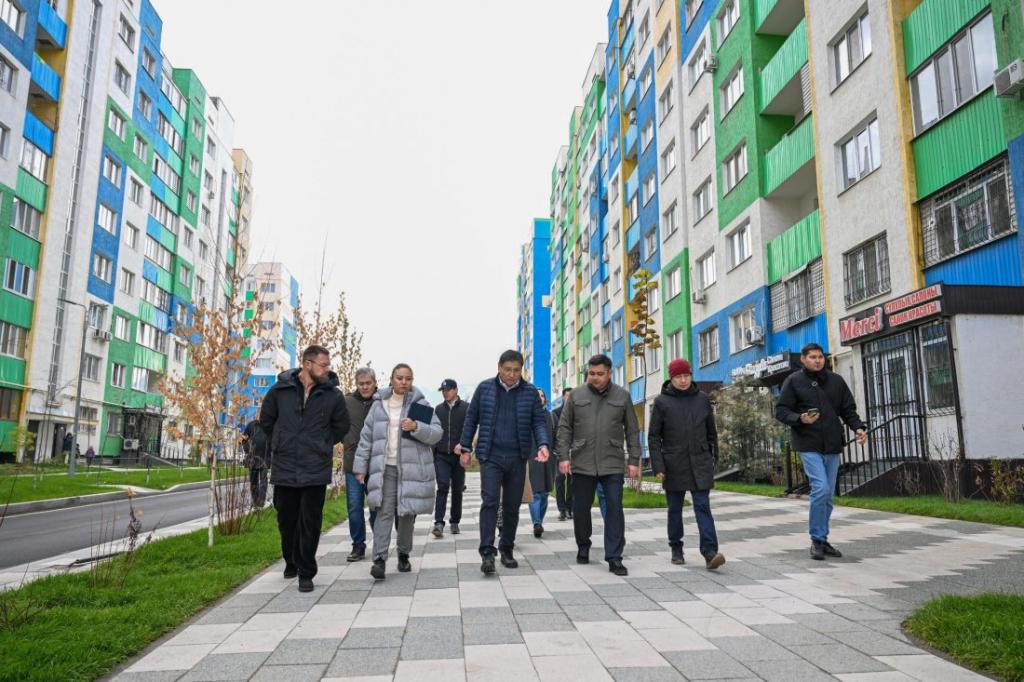 Комфортная городская среда: пешеходная зона с детскими и спортивными площадками появится в мкр. Шугыла