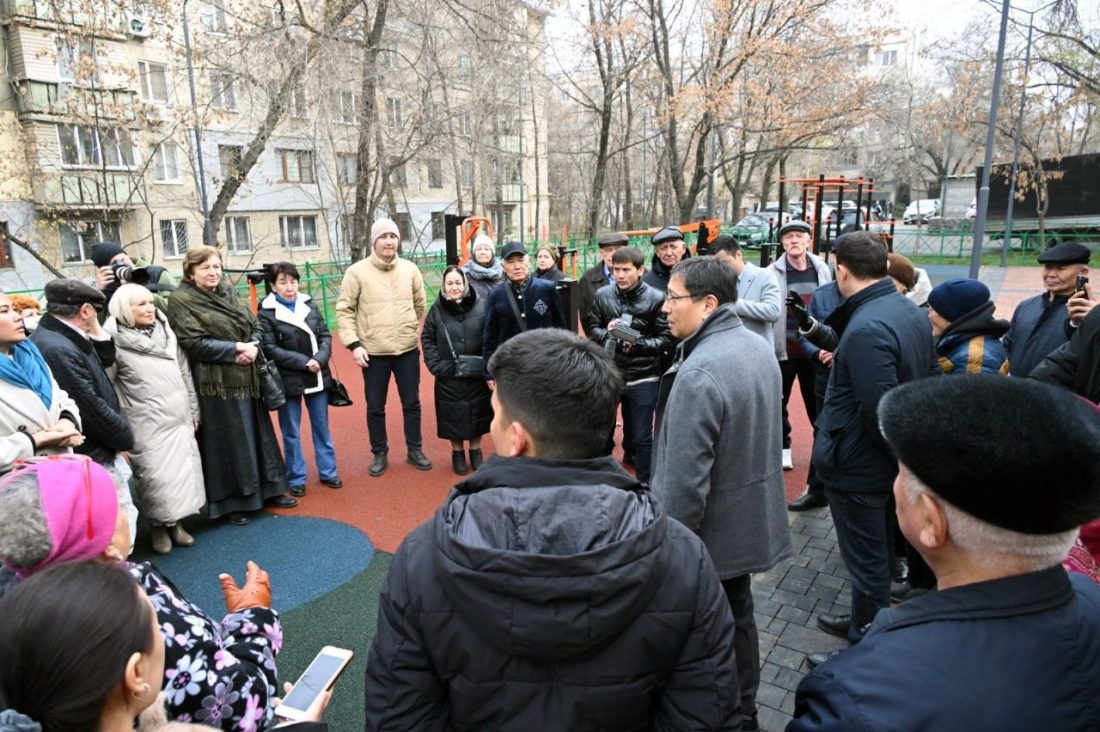 В Бостандыкском районе благоустроили пешеходную зону с учетом новых стандартов модернизации дворовых территорий