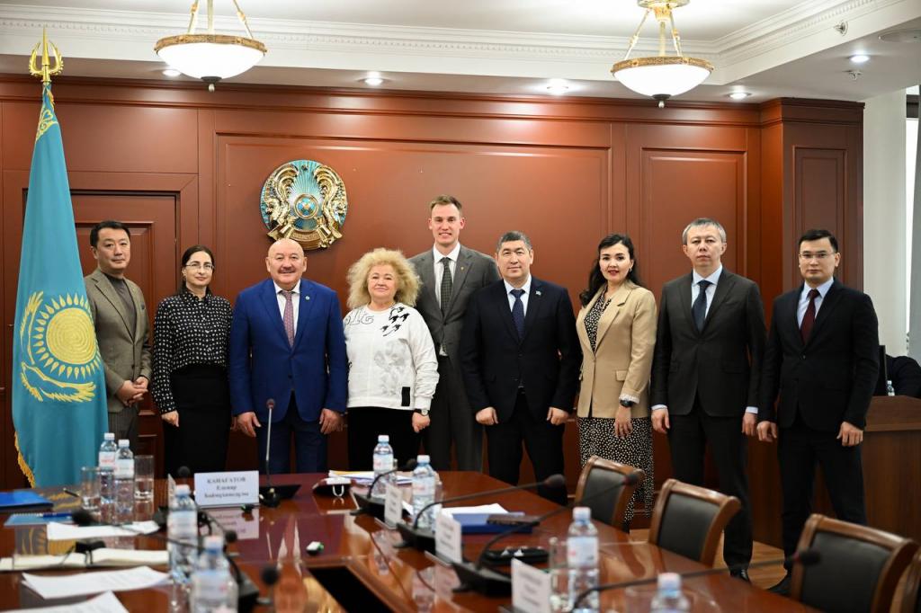 Состоялось заседание Общественного совета Министерства туризма и спорта РК