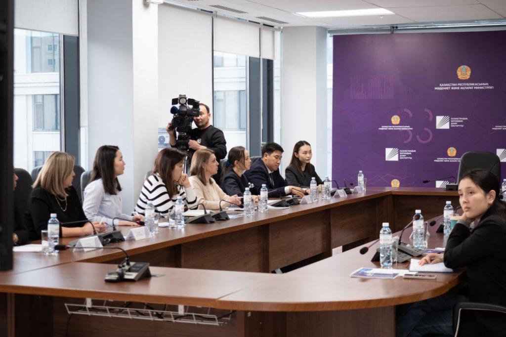 Национальный доклад «Казахстанские семьи» презентовали в Астане