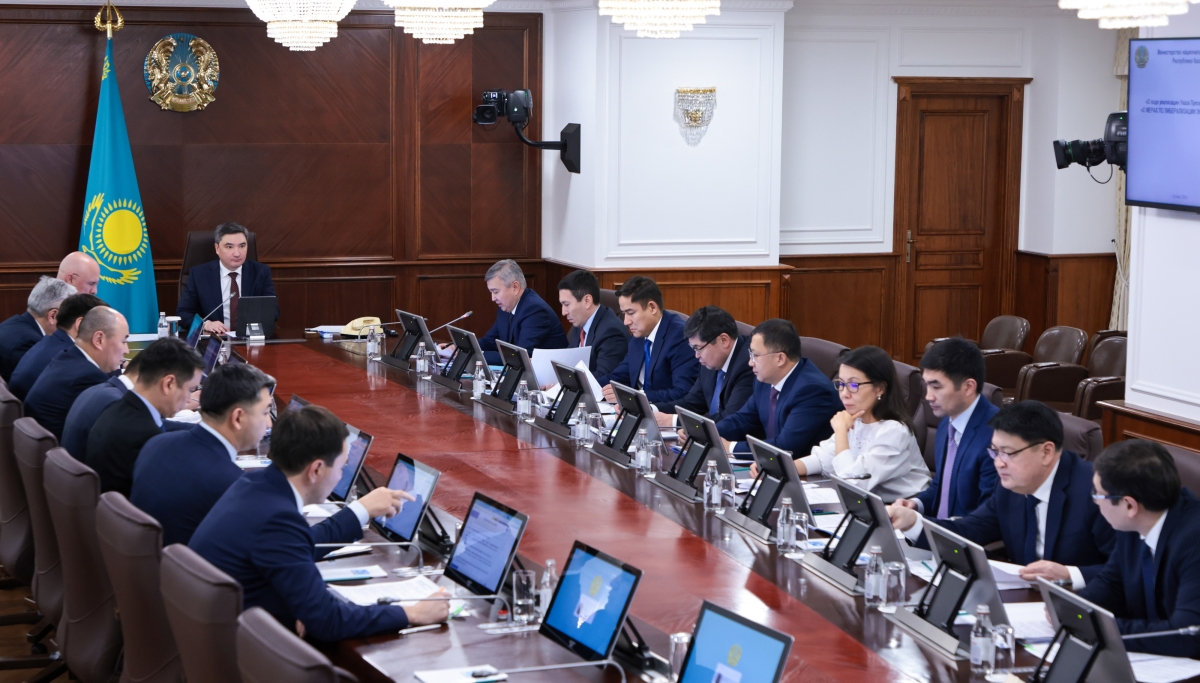 Олжас Бектенов провел заседание Комиссии по демонополизации экономики